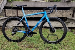 colnago_c64_50s_BFBL-shimano-dura-ace-di2-9170-disc-campagnolo-bora-wto_009_resize
